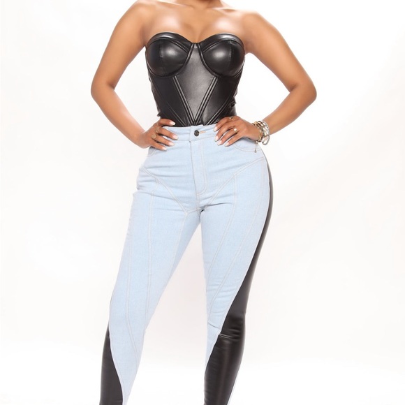 Fashion Nova jeans - Picture 2 of 7